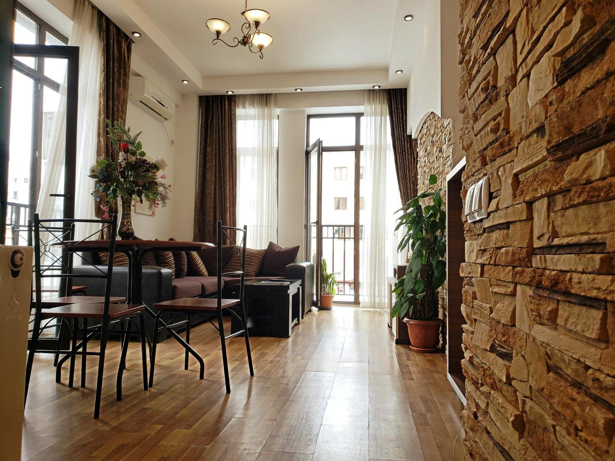Cozy Apartment In The City Center Mtatsminda Τυφλίδα Εξωτερικό φωτογραφία