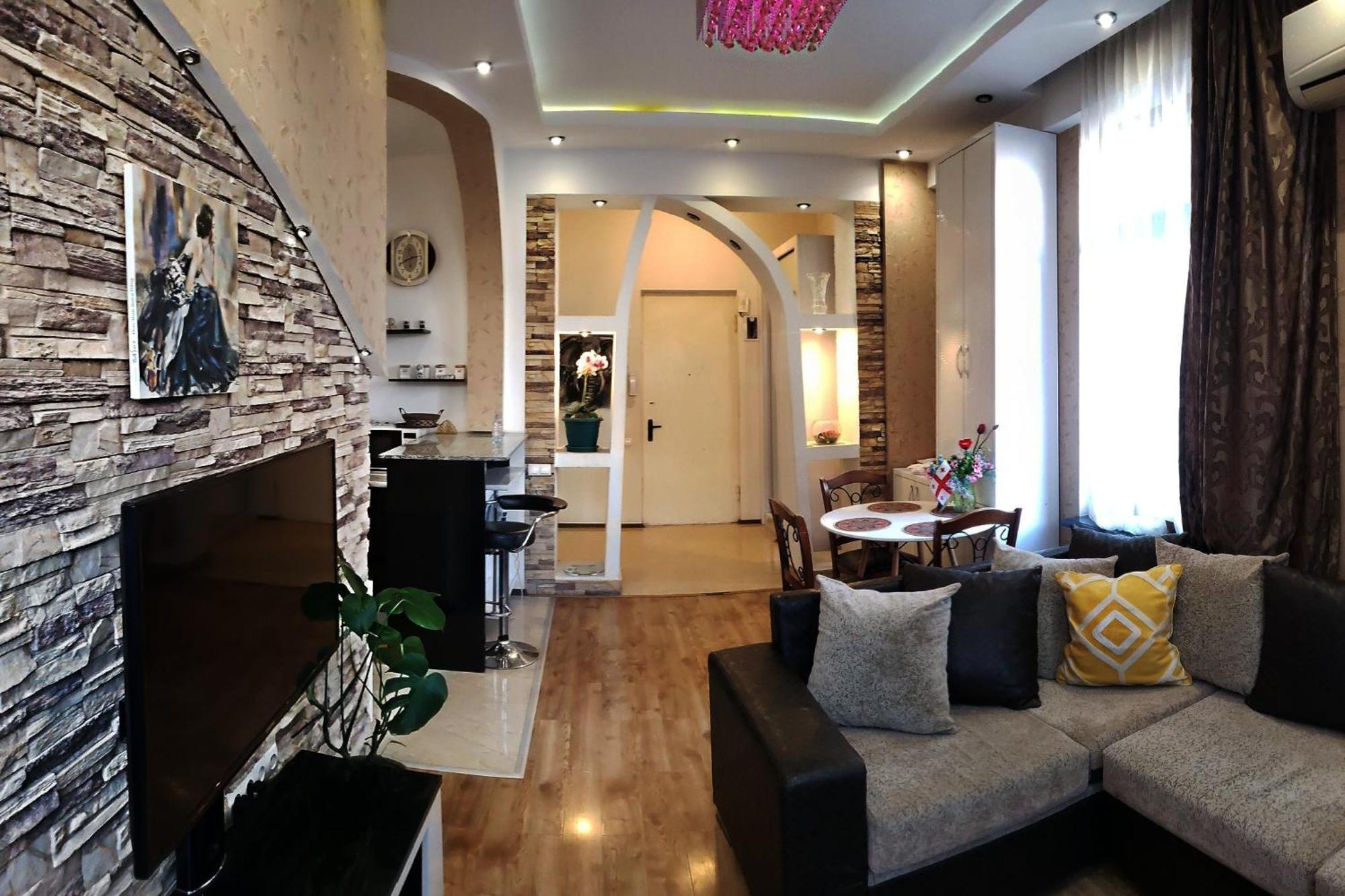 Cozy Apartment In The City Center Mtatsminda Τυφλίδα Εξωτερικό φωτογραφία