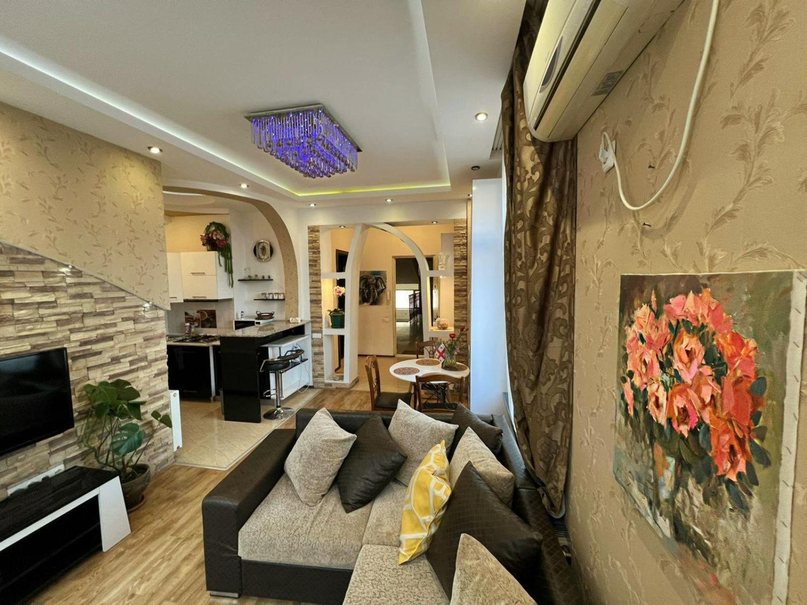Cozy Apartment In The City Center Mtatsminda Τυφλίδα Εξωτερικό φωτογραφία